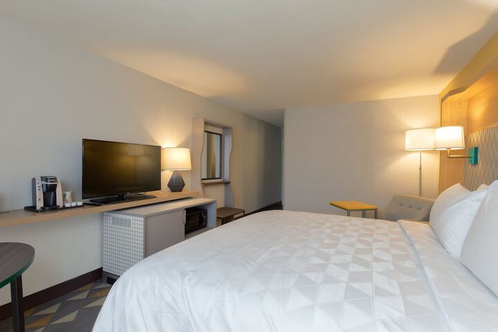 Room 89 of 149