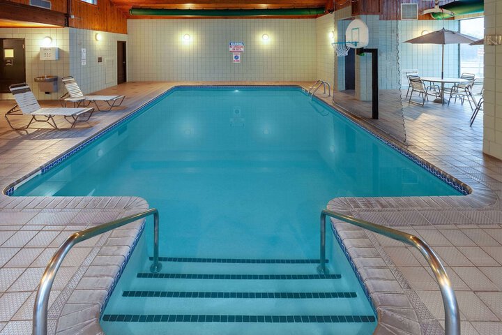 Pool 8 of 74