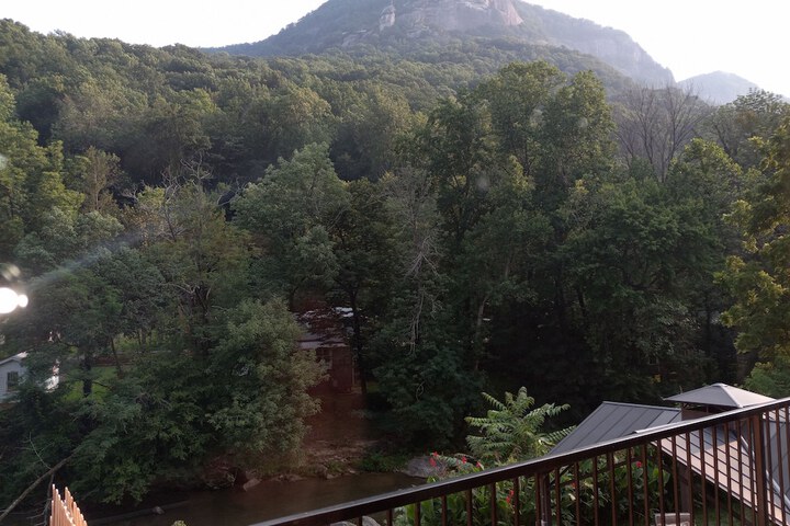 The Carter Lodge on the River