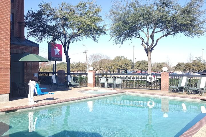 Pool 7 of 73