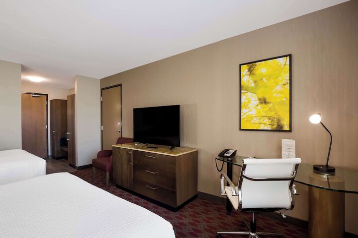 Room 34 of 88