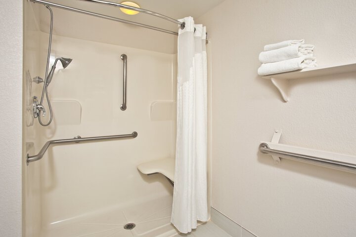 Holiday Inn Express Hotel & Suites Harrington-Dover area DE by IHG