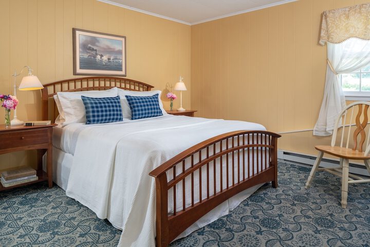 Dockside Guest Quarters & Restaurant