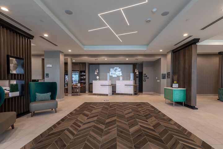 Hotel 4 of 57