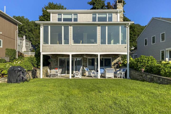 Candlewood Lake House