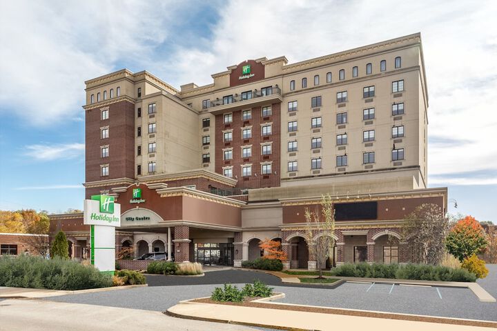 Holiday Inn Lafayette-City Centre by IHG