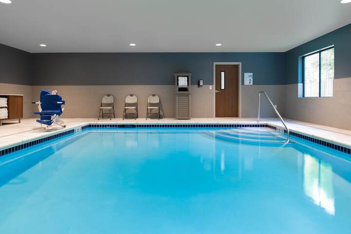 Pool 2 of 39