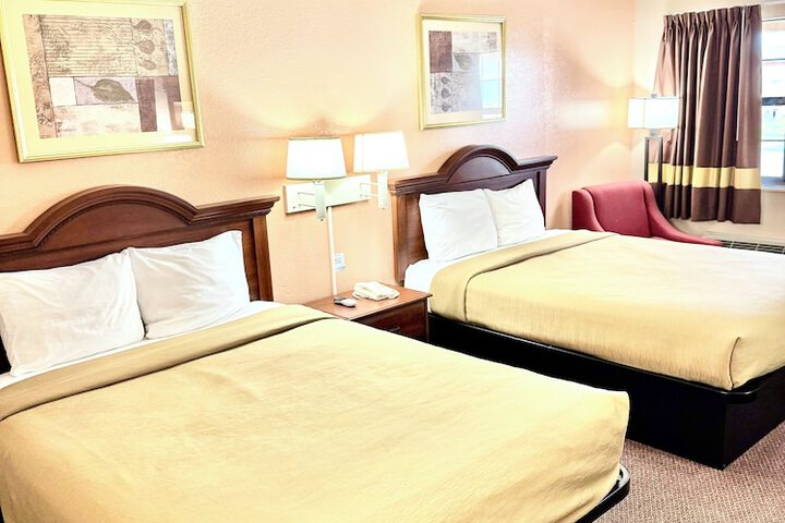Room 16 of 26