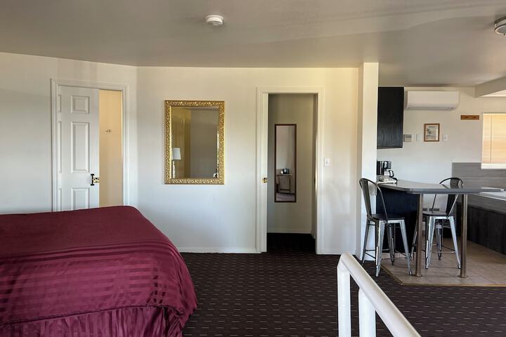 Port Townsend Inn