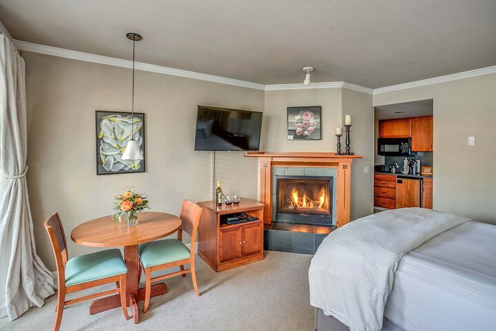 Cannon Beach Hotel Collection