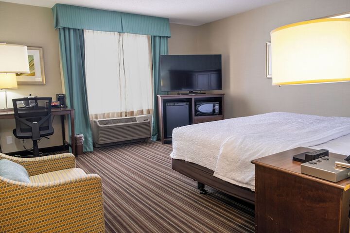 Hampton Inn & Suites by Hilton St. Johns Airport