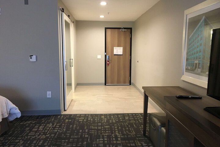 Hampton Inn & Suites Dallas-The Colony TX