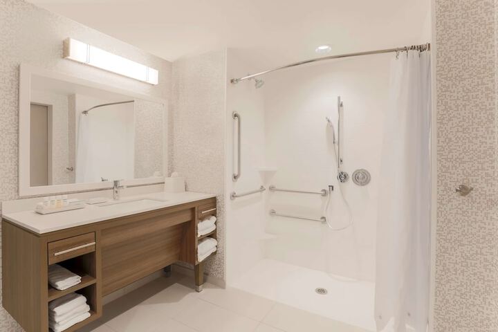 Home2 Suites by Hilton West Sacramento CA
