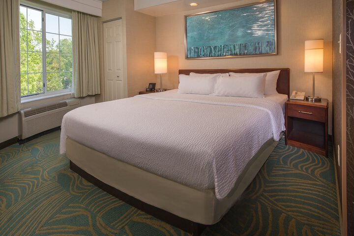 Room 21 of 30