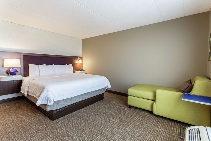Room 18 of 32