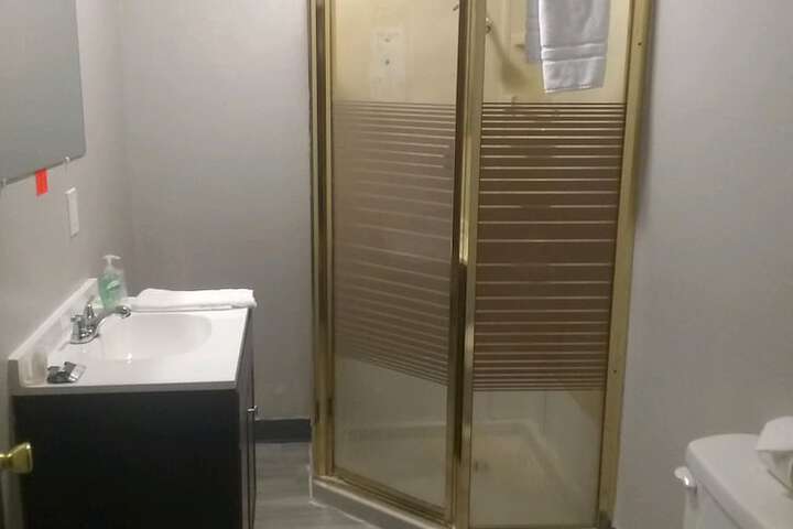 Room 8 of 14