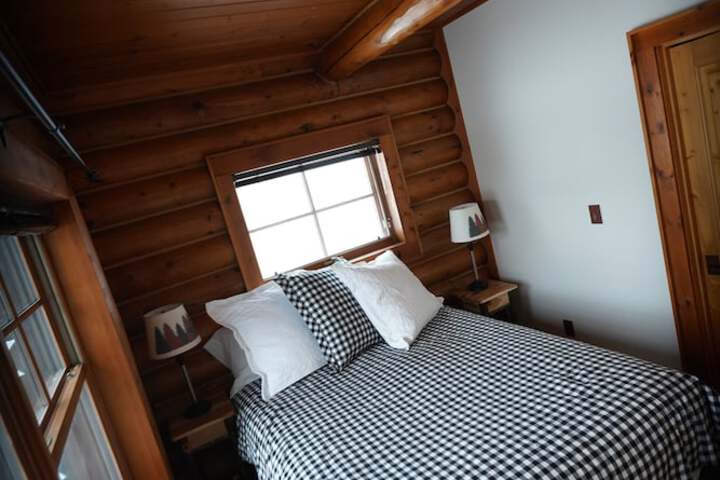 Room 112 of 241