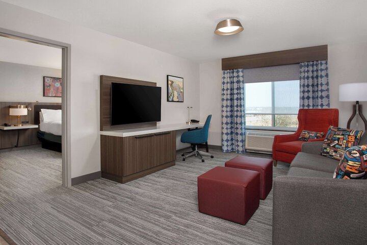 Room 27 of 54