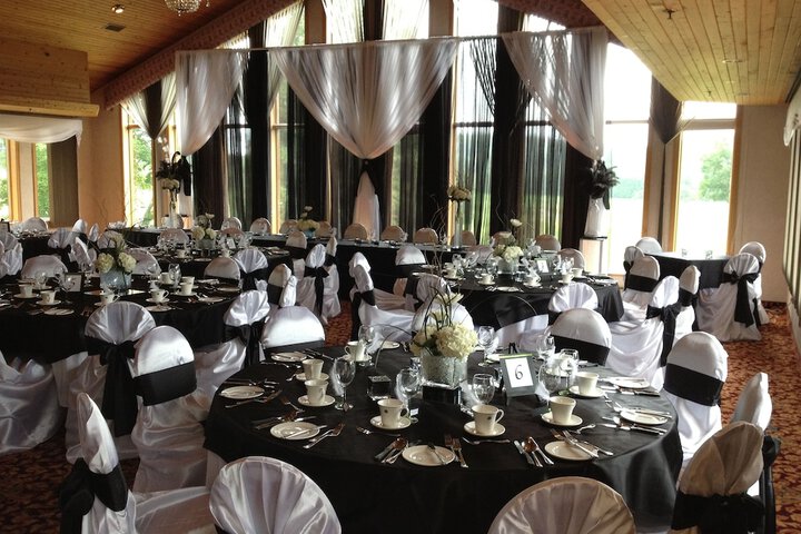 Ballroom/Hall 41 of 51
