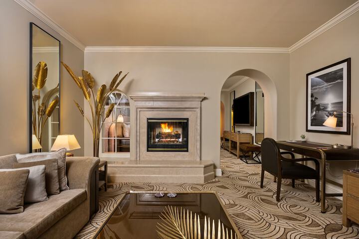 Montecito Inn