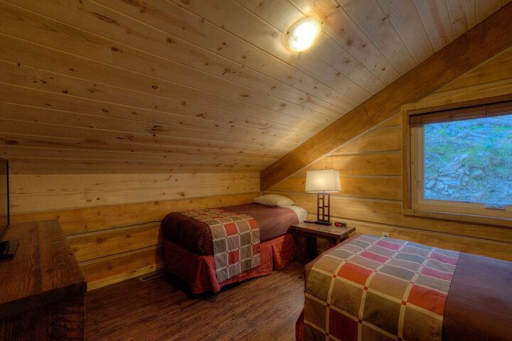 Room 46 of 160