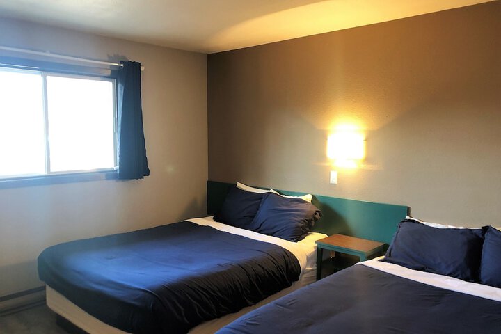 The Canterbury Inn of Downtown Invermere