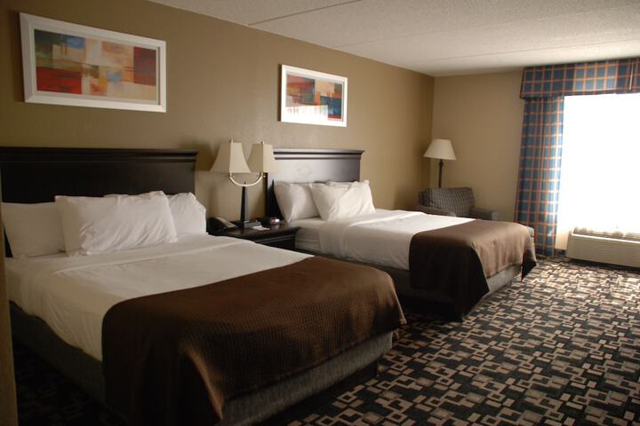 Room 21 of 38