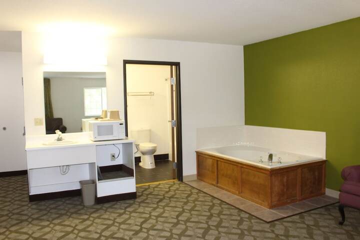 Room 35 of 38