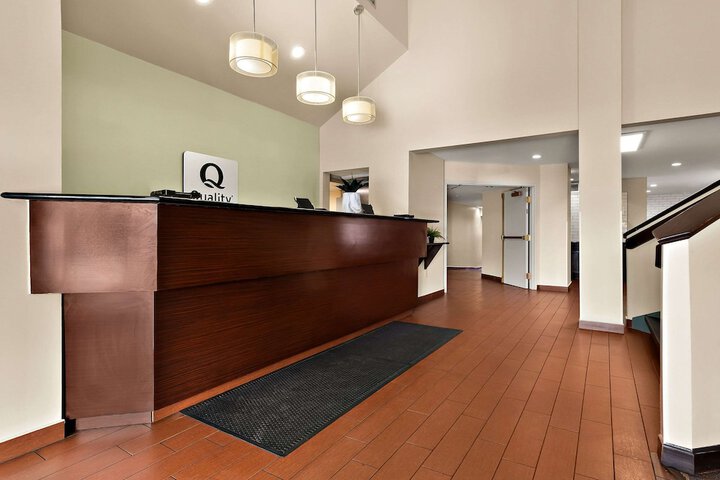 Hotel Interior 9 of 31