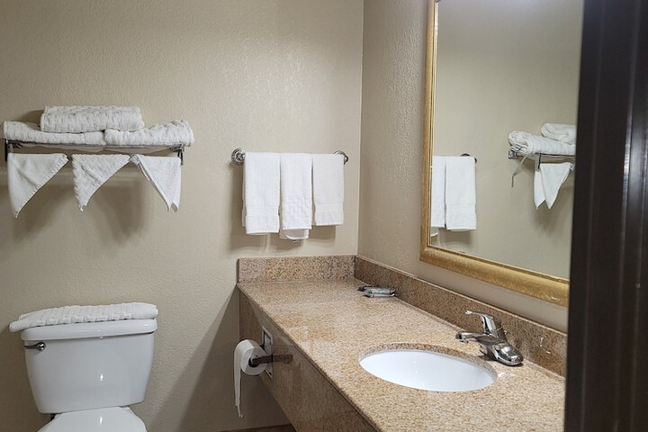 Room 9 of 29