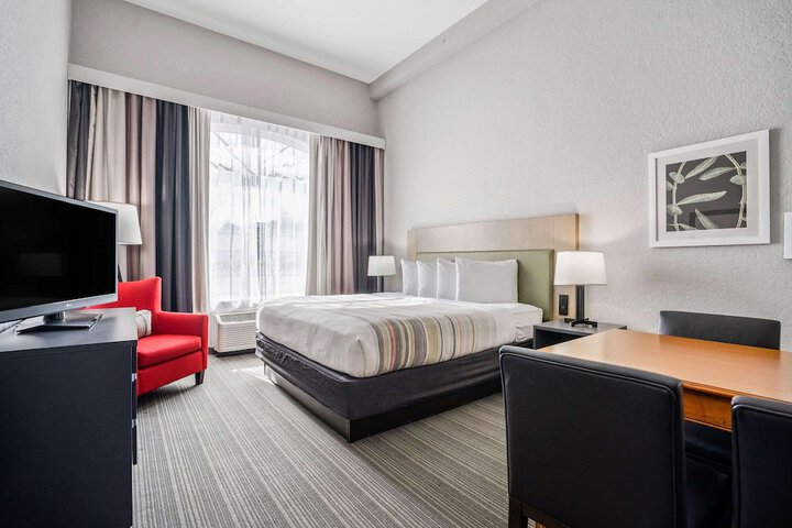 Country Inn & Suites by Radisson Port Canaveral, FL
