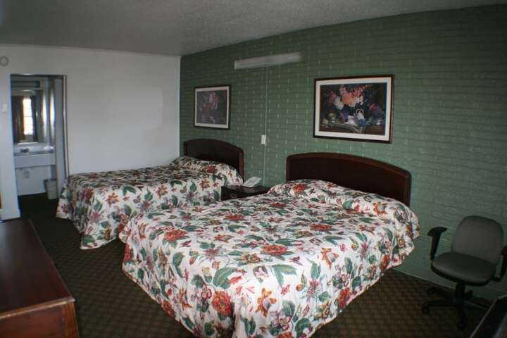 Room 7 of 20
