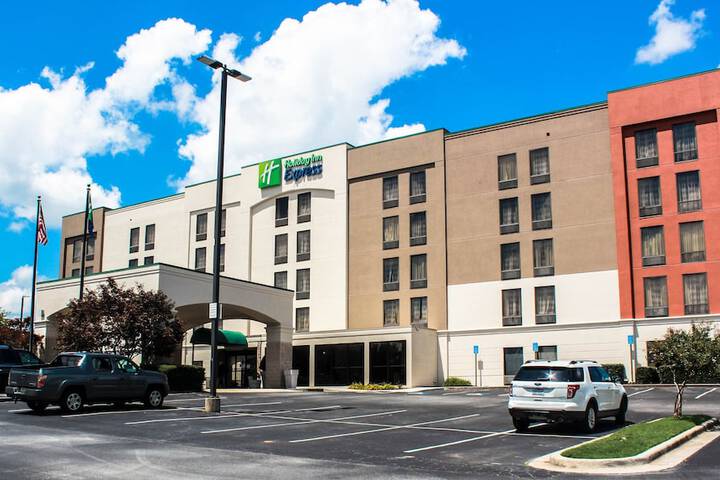 Hotel 2 of 41