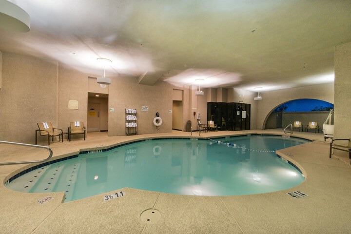 Pool 2 of 28