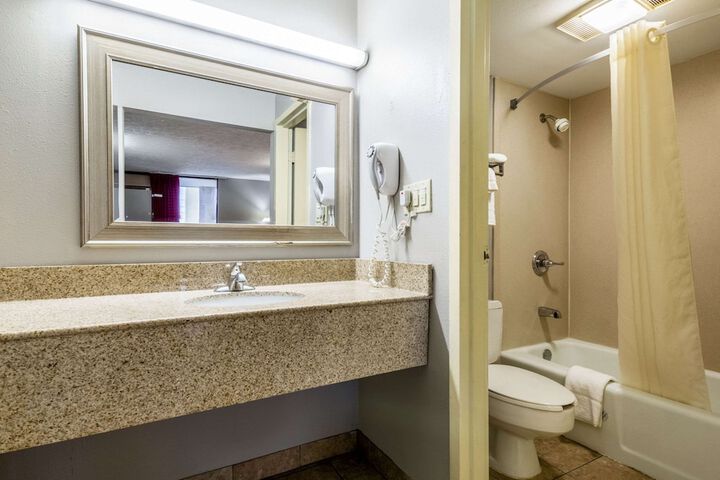 Econo Lodge Seymour