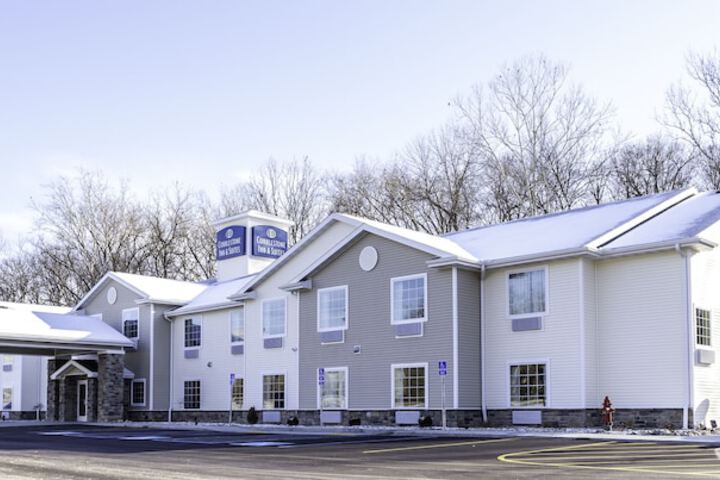 Cobblestone Inn & Suites - Brookville