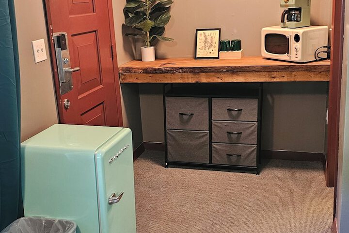 Room 15 of 43