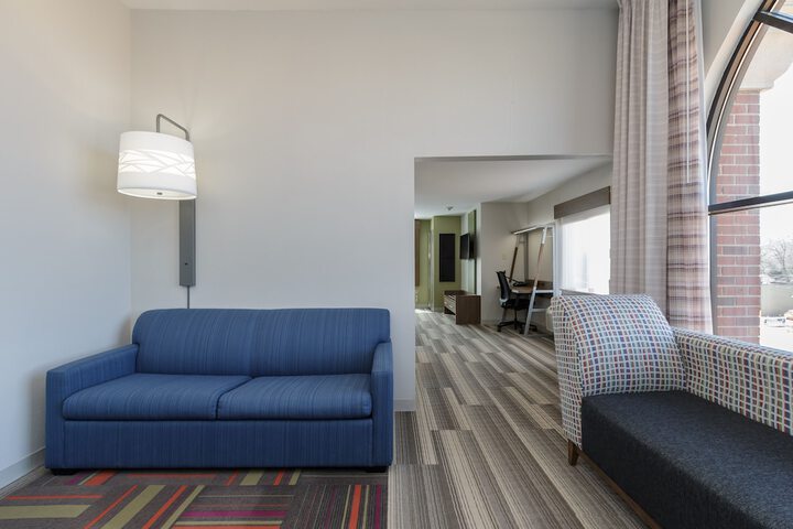 Holiday Inn Express Hotel & Suites South Bend by IHG