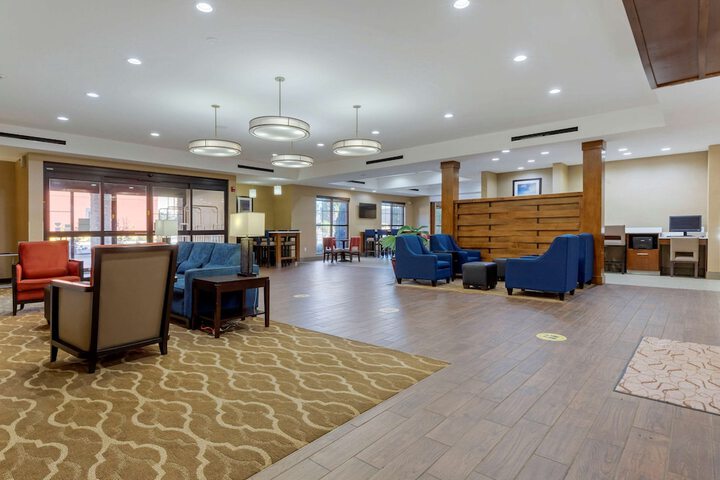 Hotel Interior 5 of 55