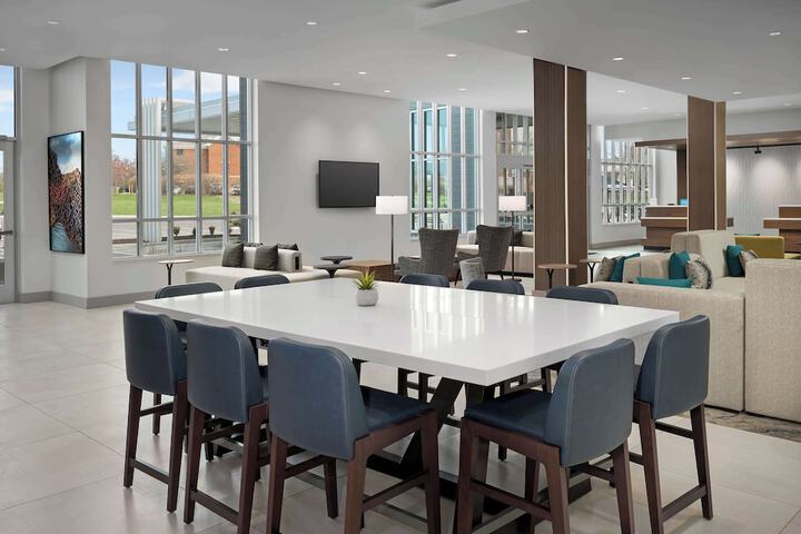 Hotel Interior 10 of 40