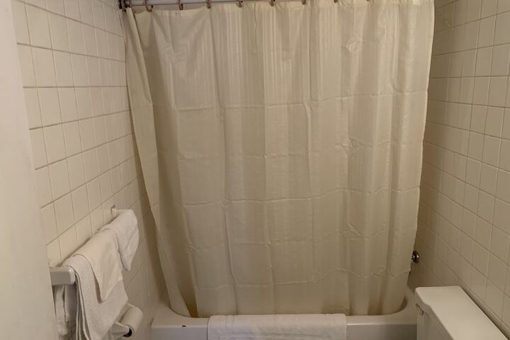 Room 15 of 26