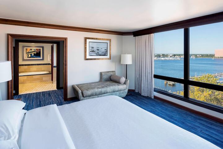 Room 27 of 52