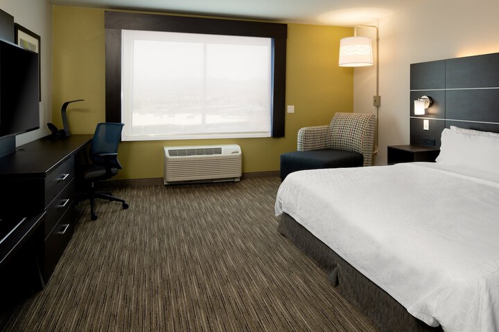 Room 28 of 57