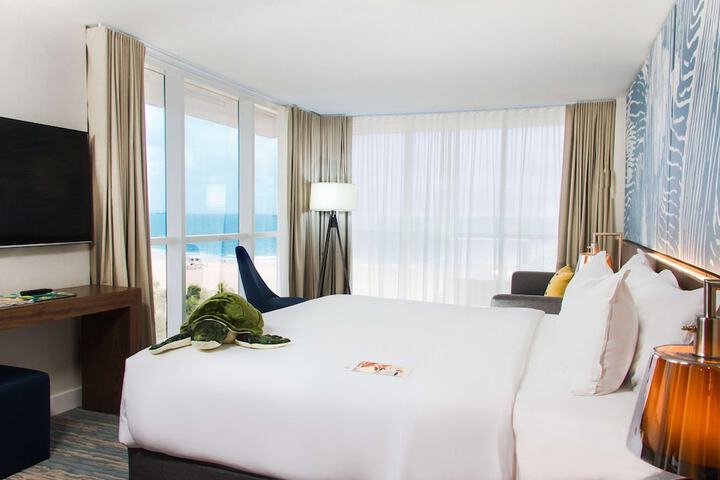 B Ocean Resort Fort Lauderdale Beach