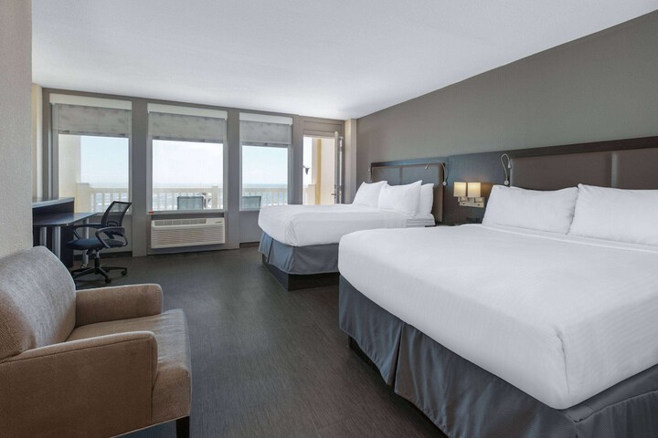 Room 42 of 60