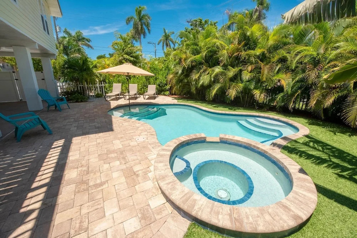 Lobster Key Apartment 3