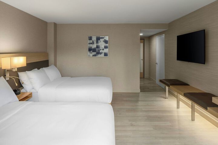 AC Hotel by Marriott Portland Lake Oswego
