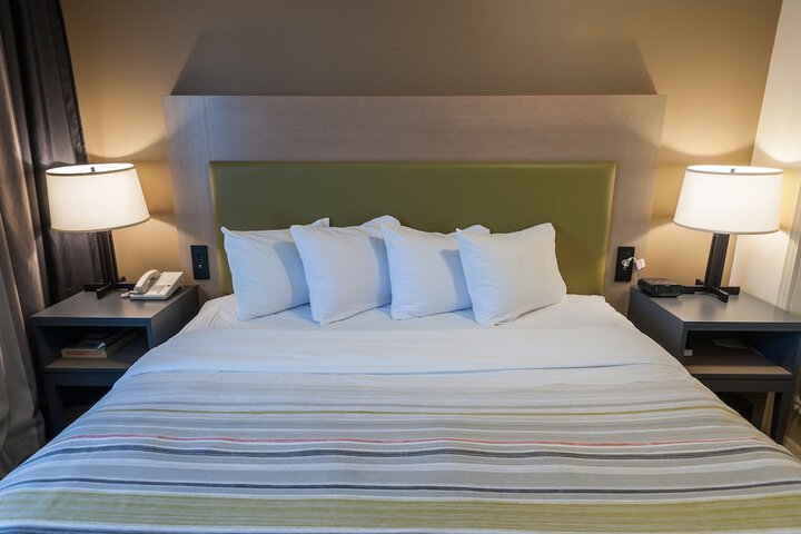 Room 18 of 35