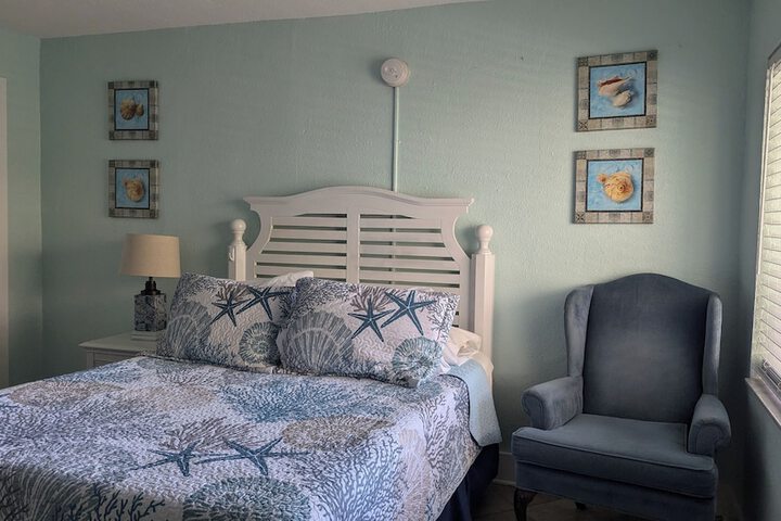 Room 35 of 80