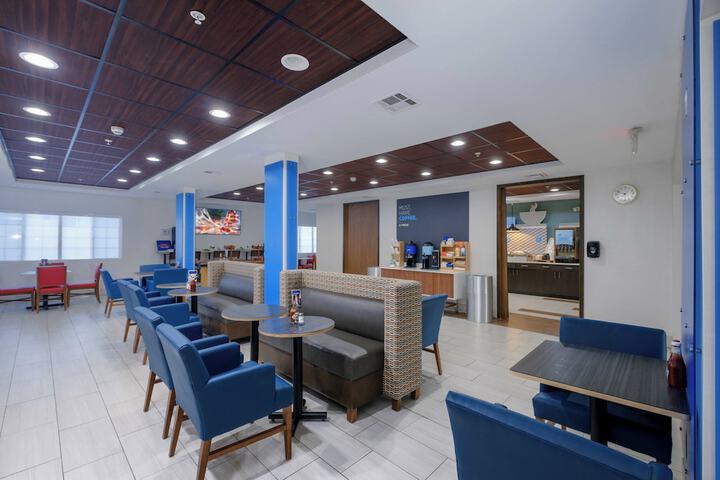 Holiday Inn Express Carlsbad by IHG